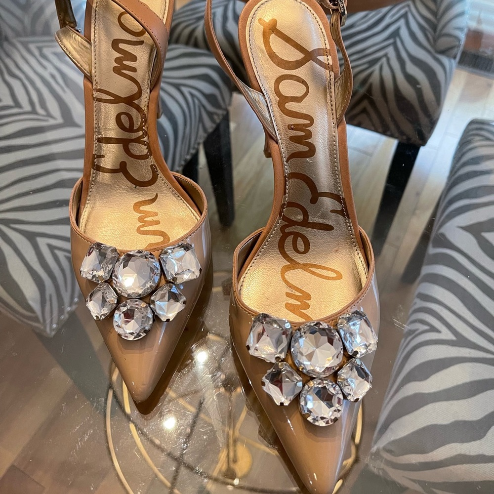 Sam Edelman size 9 sling back heels. Great condition! Smoke free home.